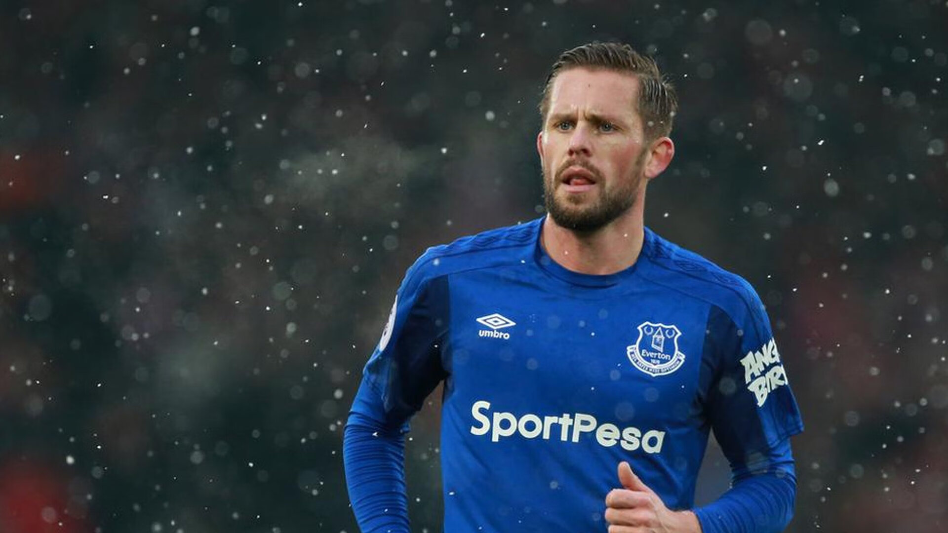 步行者冲垮雷霆,伦纳德在年度焦点之战接管比赛