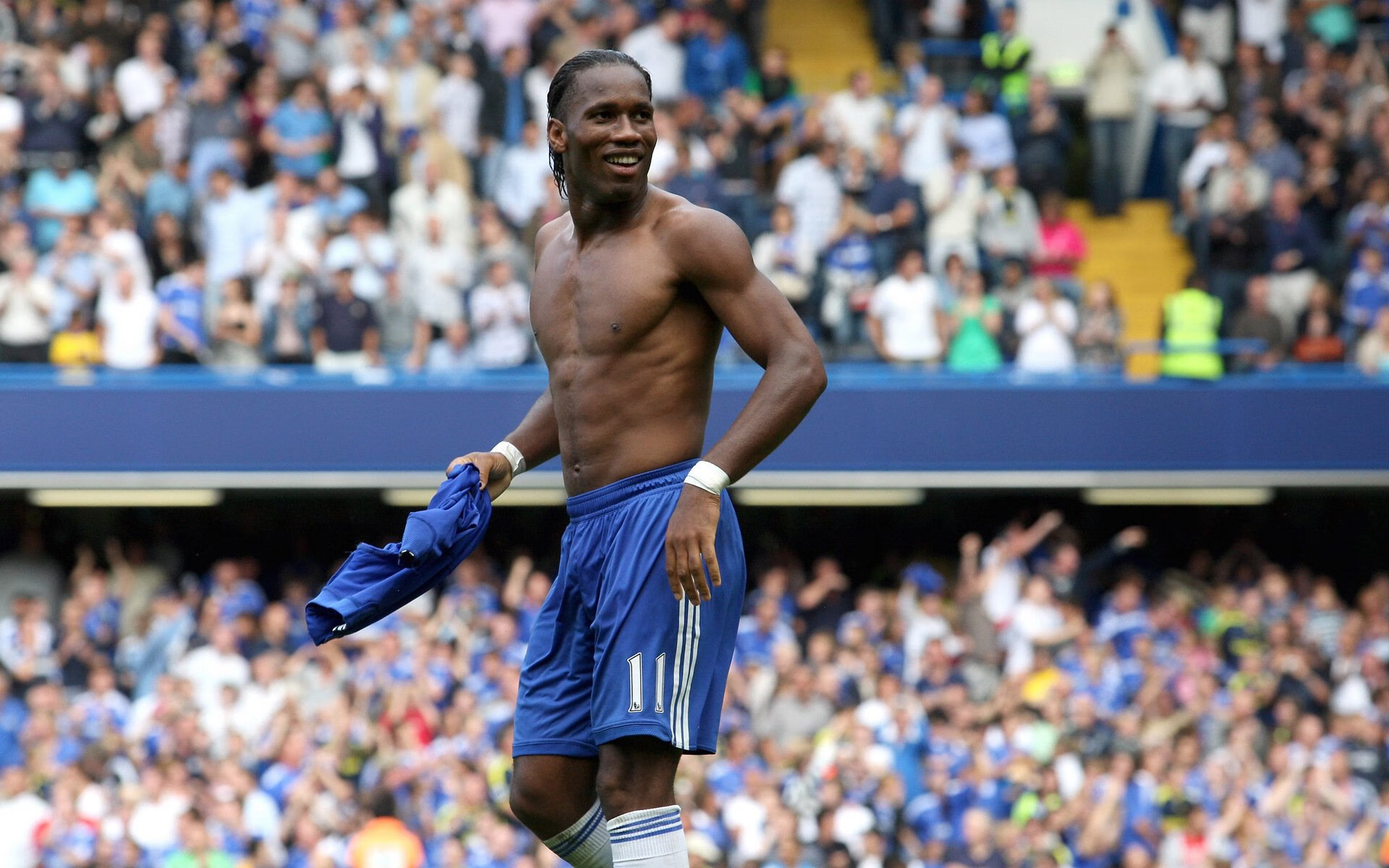 斯通斯爆发，比利亚雷亚尔最后时刻绝杀智利，书写唯一性传奇