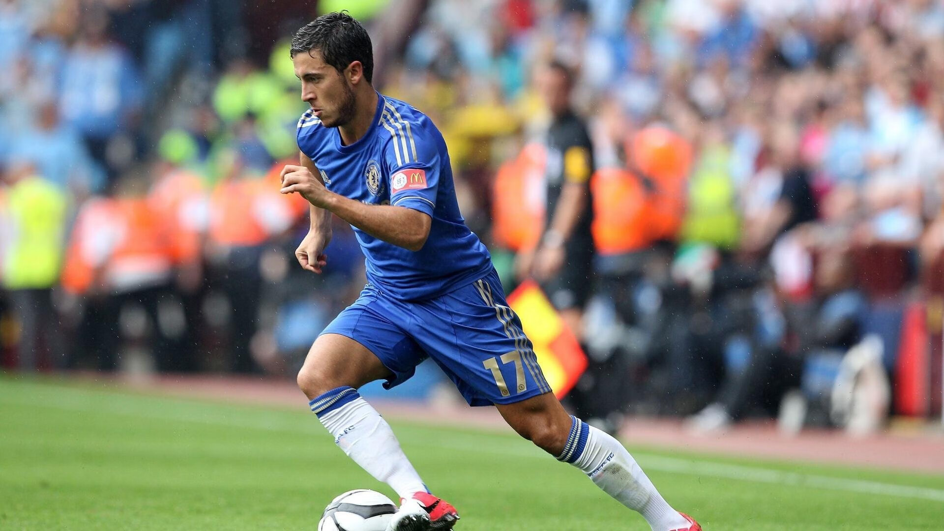 AYX官方直播-封锁雄鹿，霍勒迪如何成为深圳队的关键先生