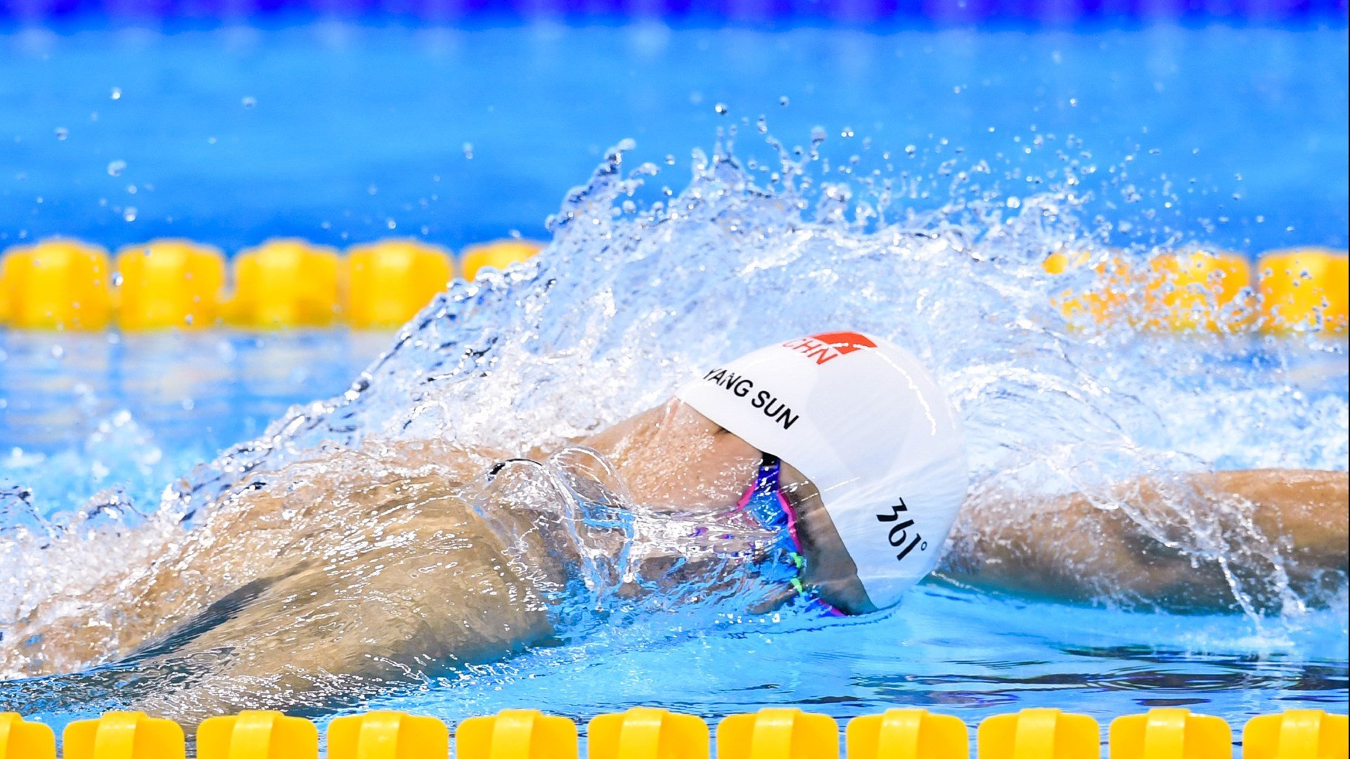 世界排名争夺战之夜，克莱关键进球定乾坤