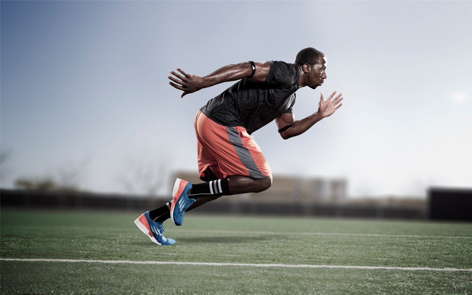 拉沃尔杯轻取ATP总决赛,兹维列夫惊艳四座,团队网球的新时代宣言?